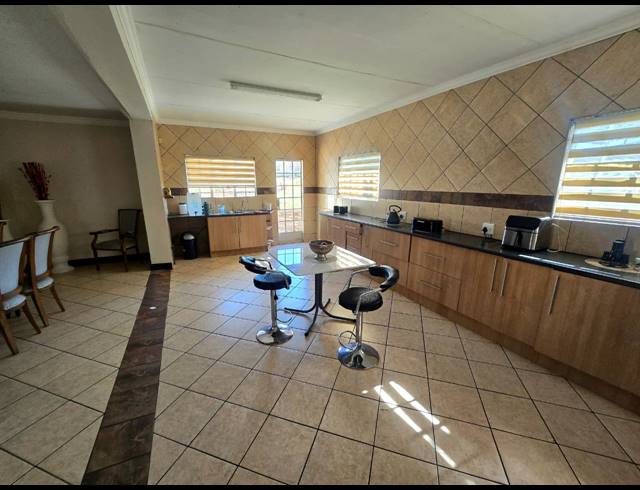 4 BEDROOM HOUSE FOR SALE IN KOOKRUS